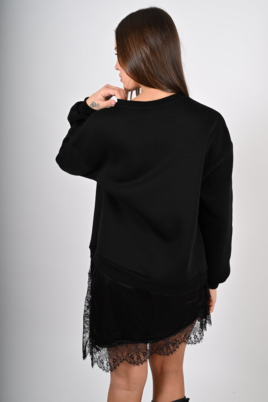 Abito oversize in felpa con pizzo
