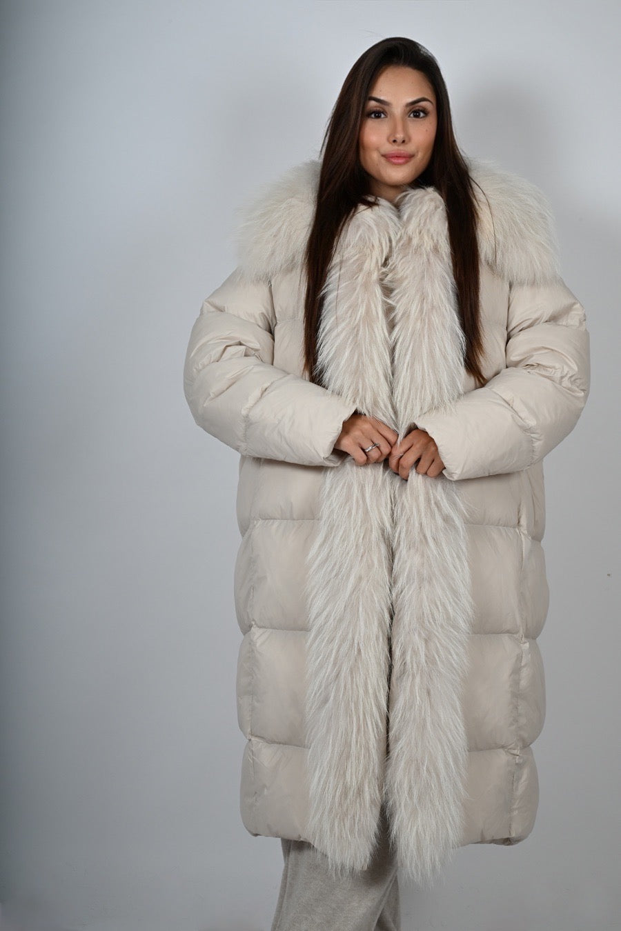 Piumino imbottito con pelliccia