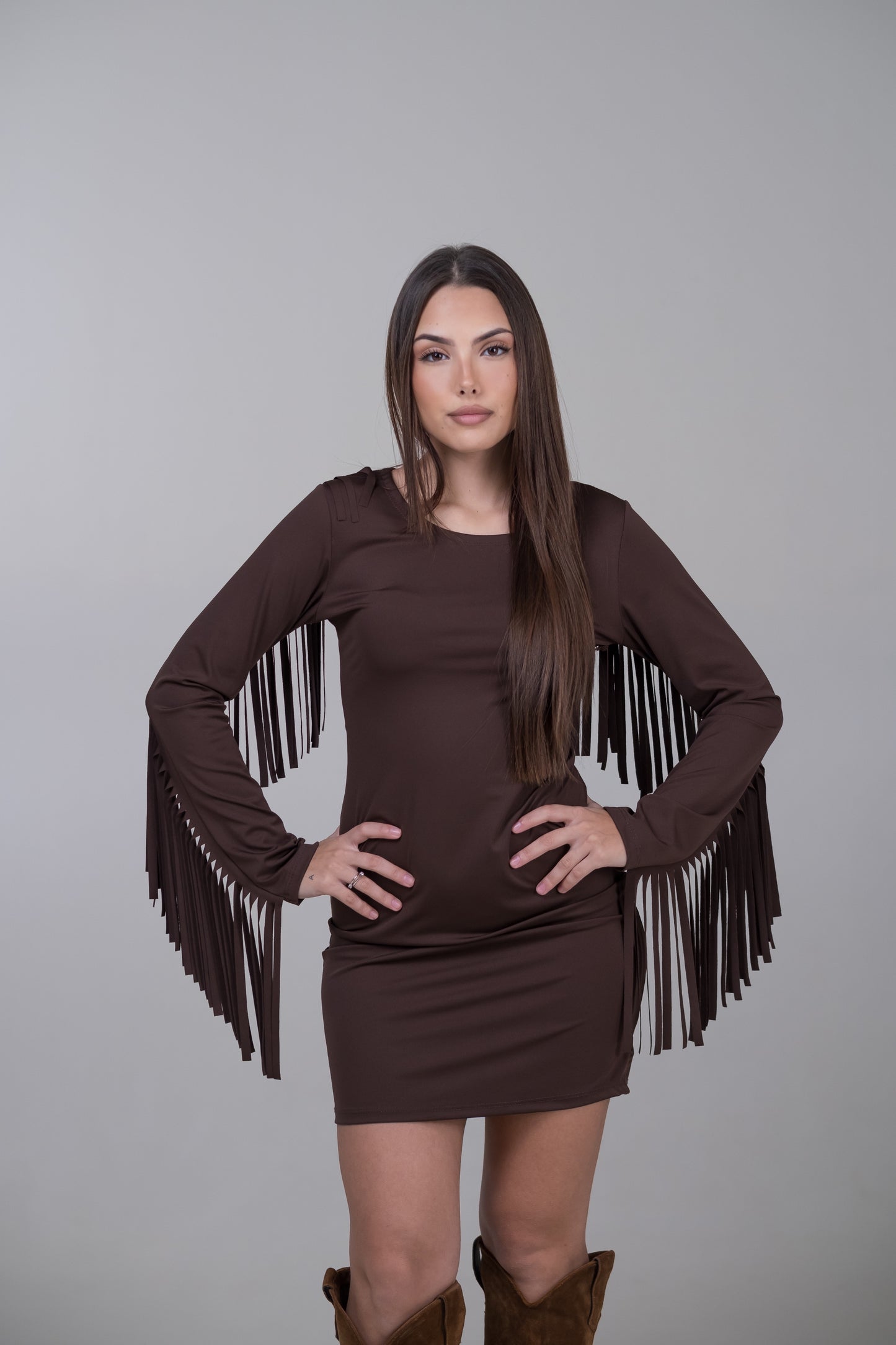 Abito con frange