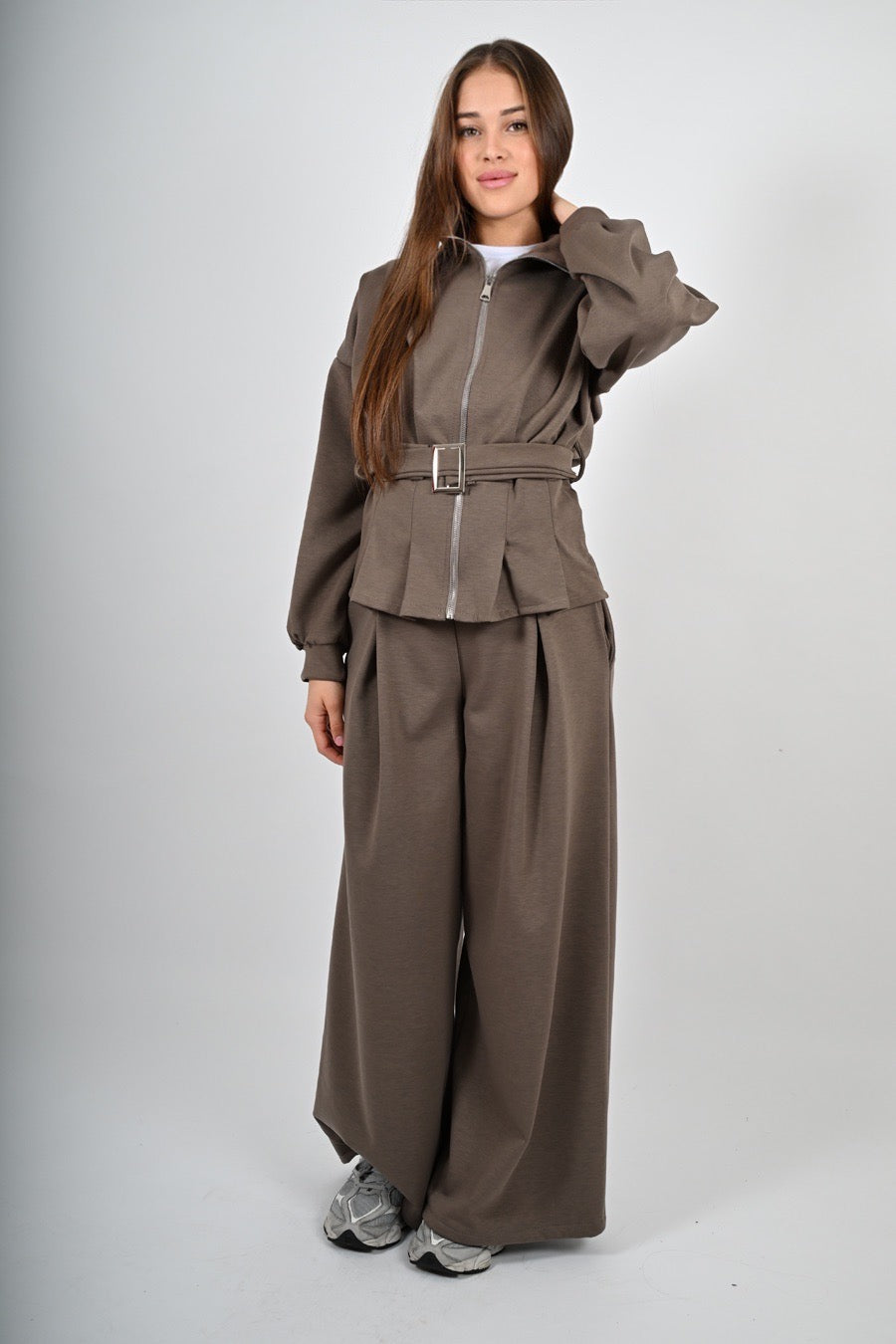 Pantalone tuta con pence