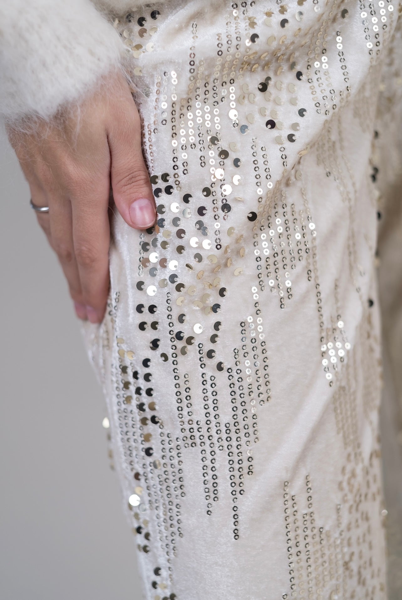 Pantaloni in velluto con paillettes